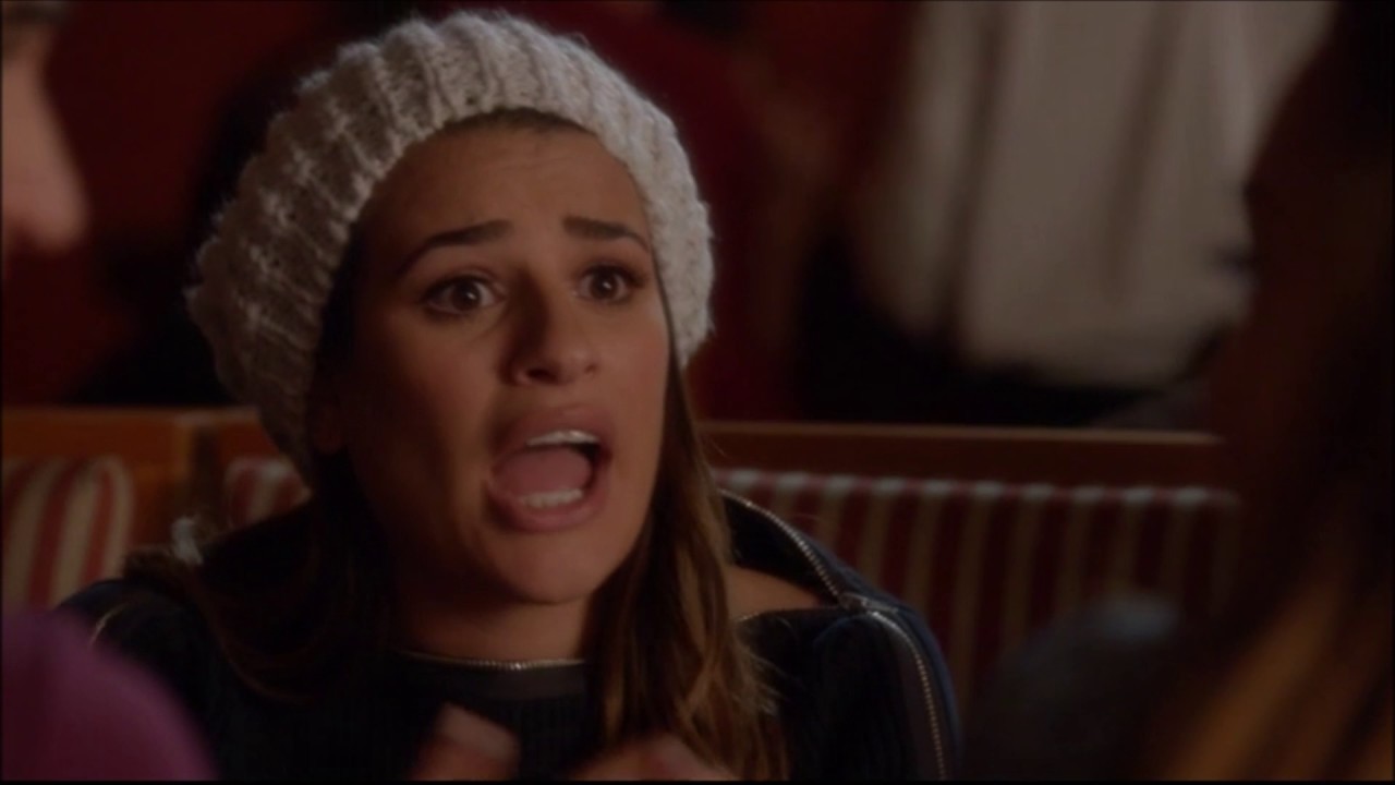 Glee - Rachel finds her cause for good publicity 5x19