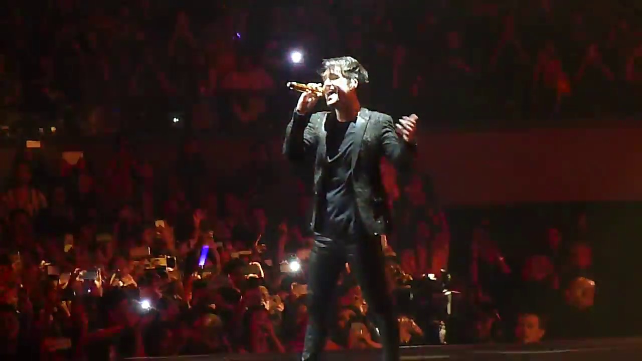 Panic! At The Disco - Golden Days (Manila)