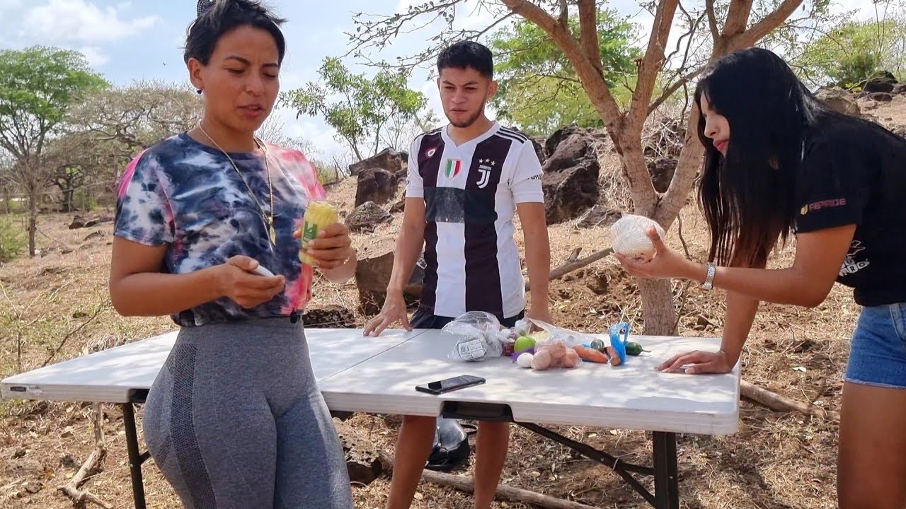 Se comen los Huevos // Retos a Cambio de $$$ / Saludos especiales