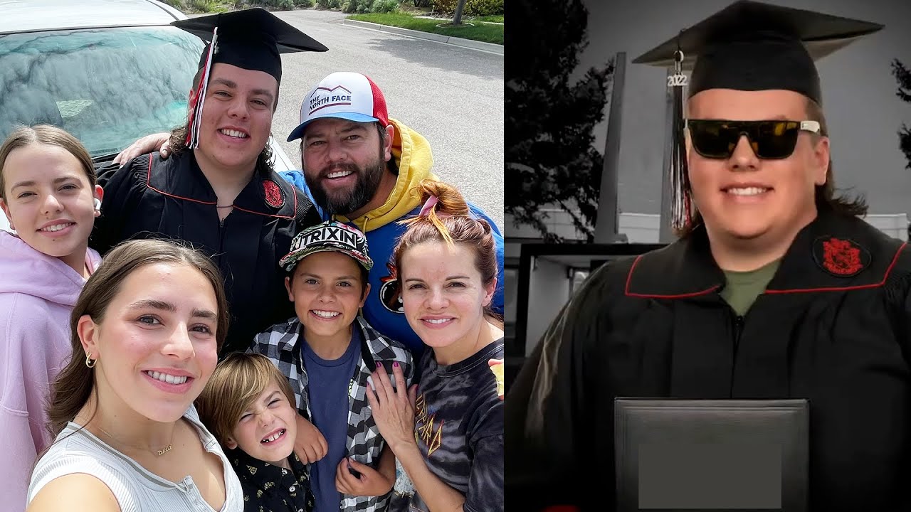 GAViN GRADUATES HiGHSCHOOL !
