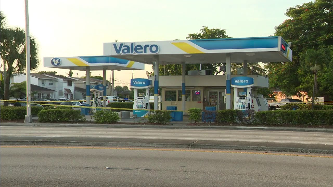 Deputies investigating early morning fatal shooting at Broward gas station