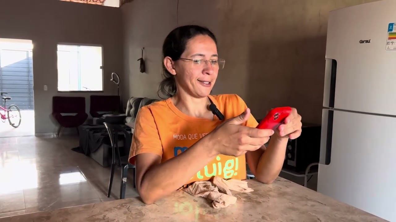 Sara não esperava essa plantação da Claudinha