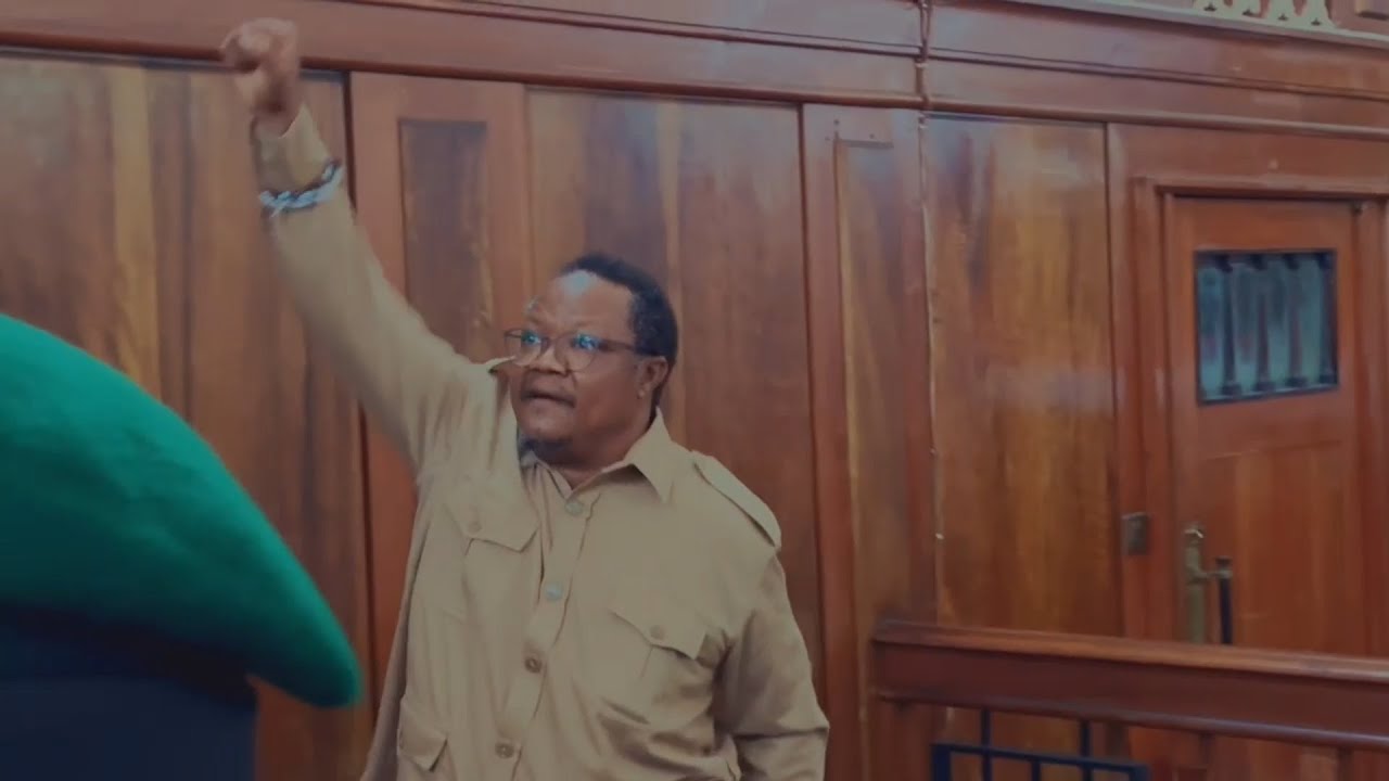 LISSU AENDELEA KUMBANA MASWALI SHAHIDI AMBAYE NI ASKARI KATIKA KESI YA UHAINI INAYOMKABILI