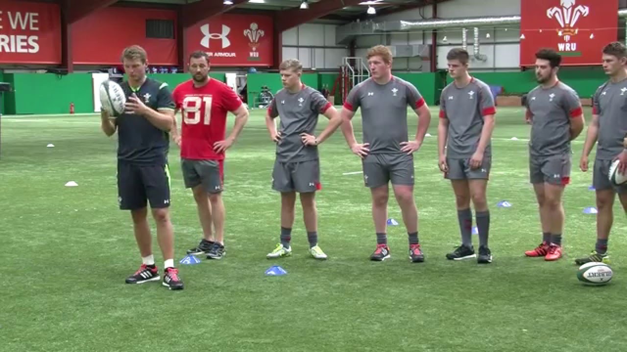 Dan Biggar Spin Pass tutorial | WRU TV