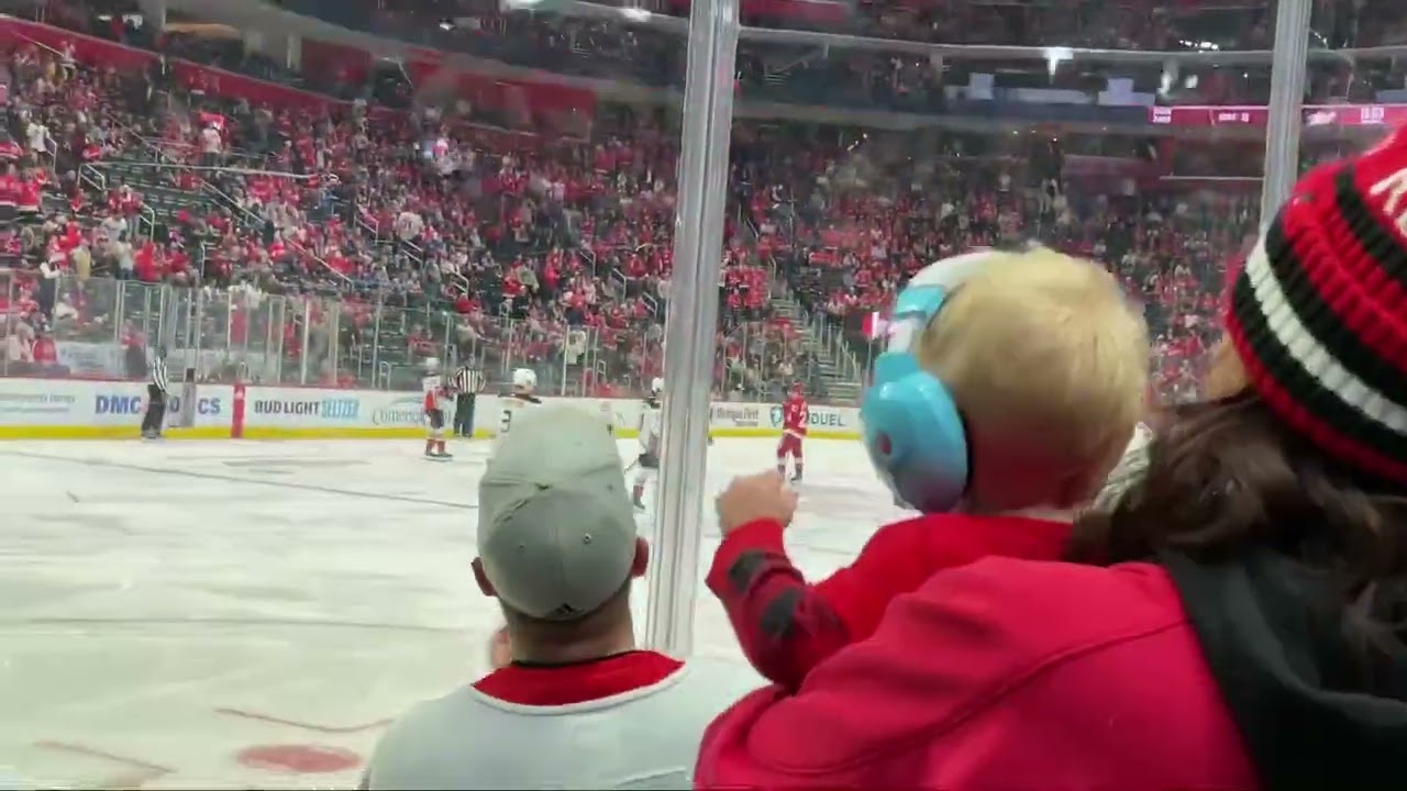 @OfficialRedWings  goal horn live. (10/23/22)