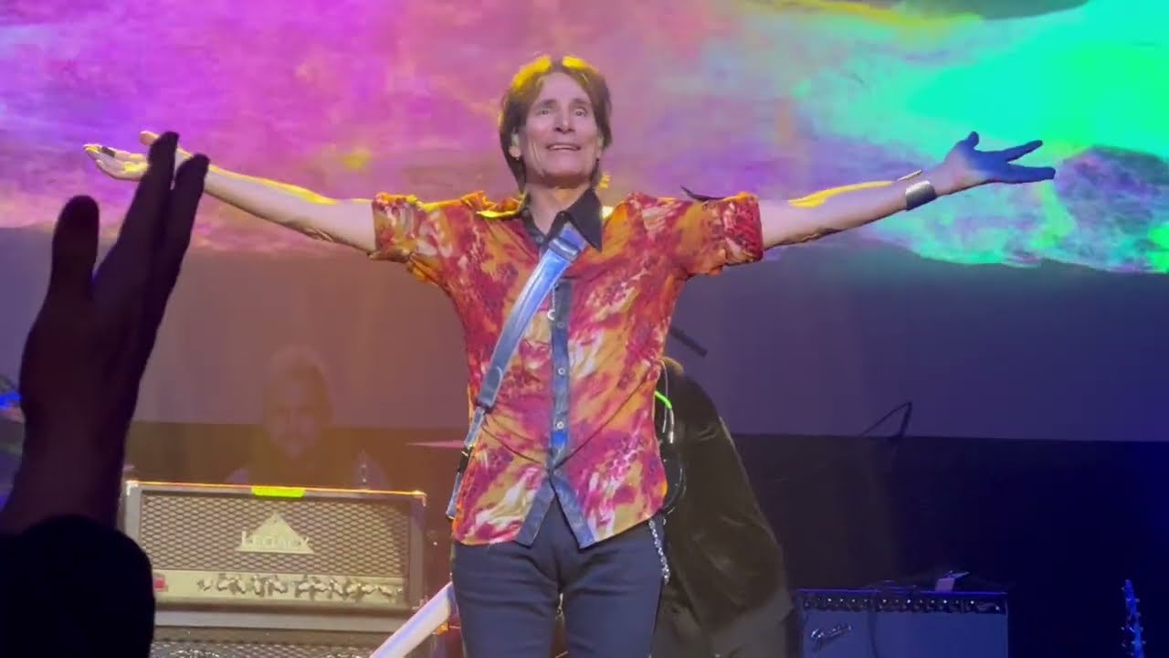 Steve Vai @ G3 2024 - Opening Night, Tucson, AZ (Avalancha) with 2 amp blowouts