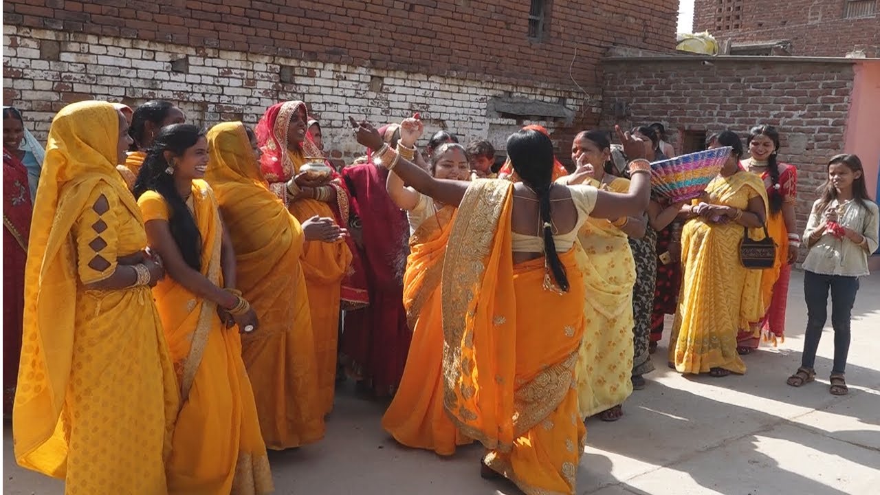 झुमर - कांचे मुरईया रसदार लागता मंगजरनो तोहार हमरे भतार लऊकता | #jhumargeet  Dehati Darshan Bhojpuri
