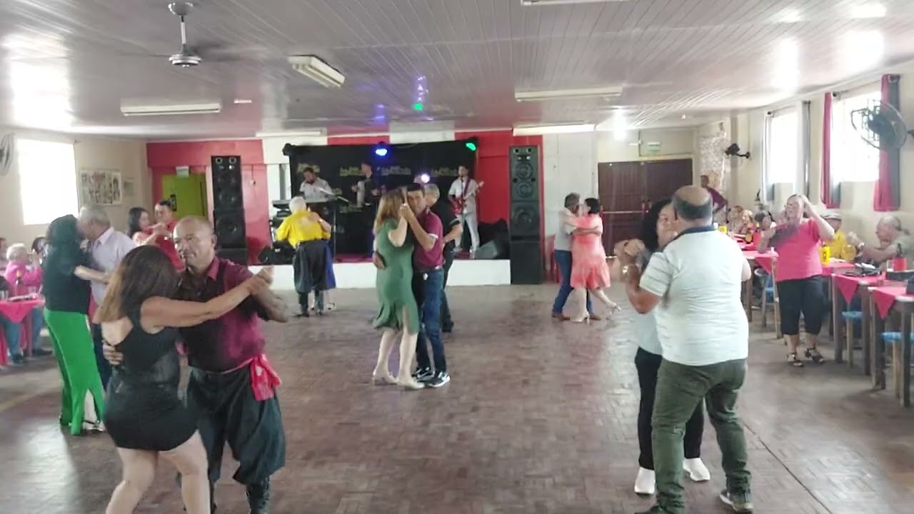 Baile domingo 21 01 24 