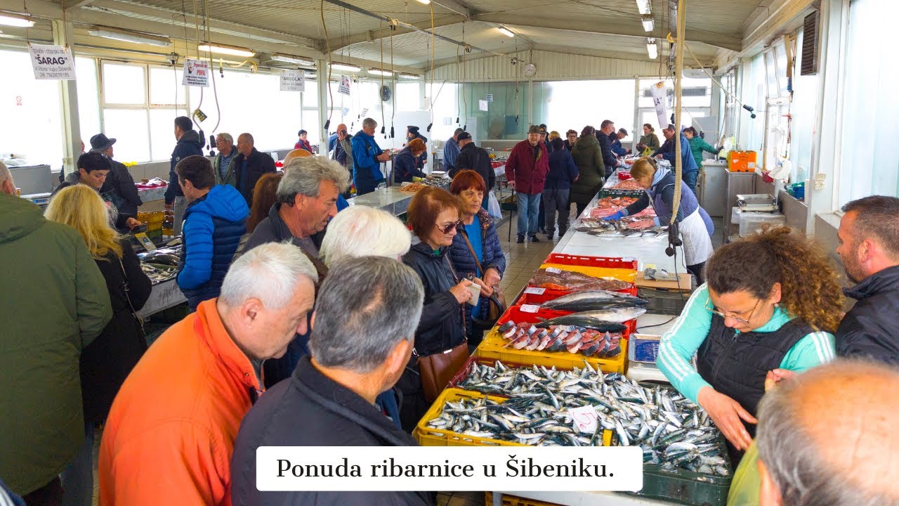 RIBARNICA u ŠIBENIKU. Srdela, Sipa, Palamida i Orada prevladavaju u ponudi.