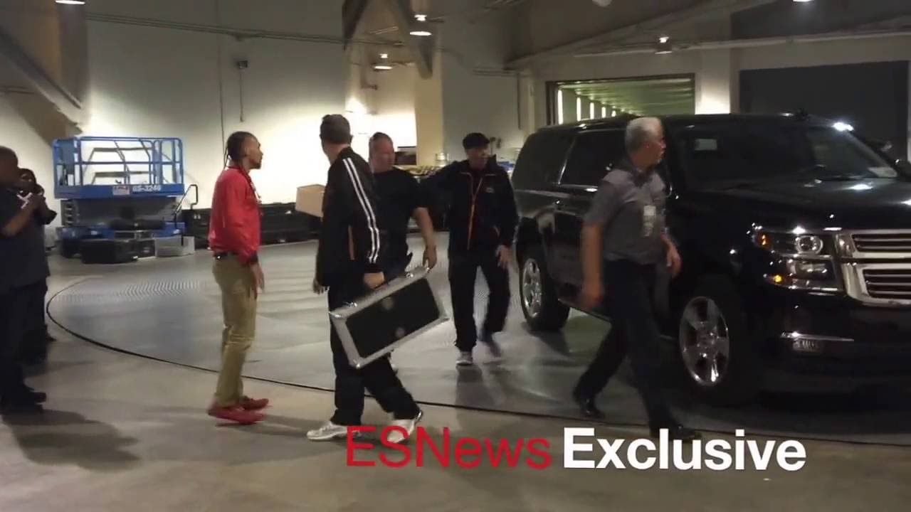 Exclusive: Keith Thurman Arriving to the Barclays Center !!