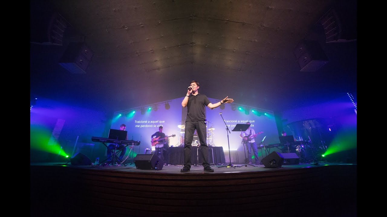ANCLADO EN LA COLINA / Marcos Vidal en vivo