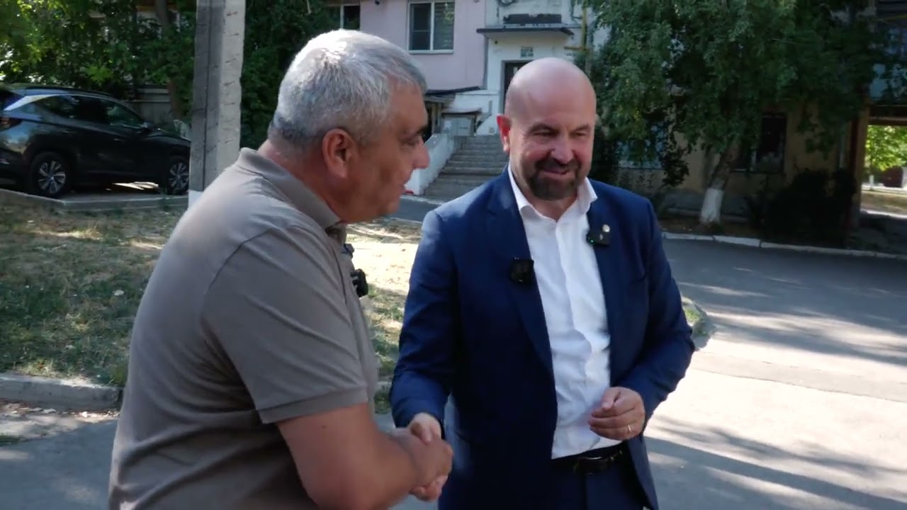 Vizita ministrului Vladimir Bolea în Cricova și inspectarea lucrărilor a curții de pe Tineretului 28