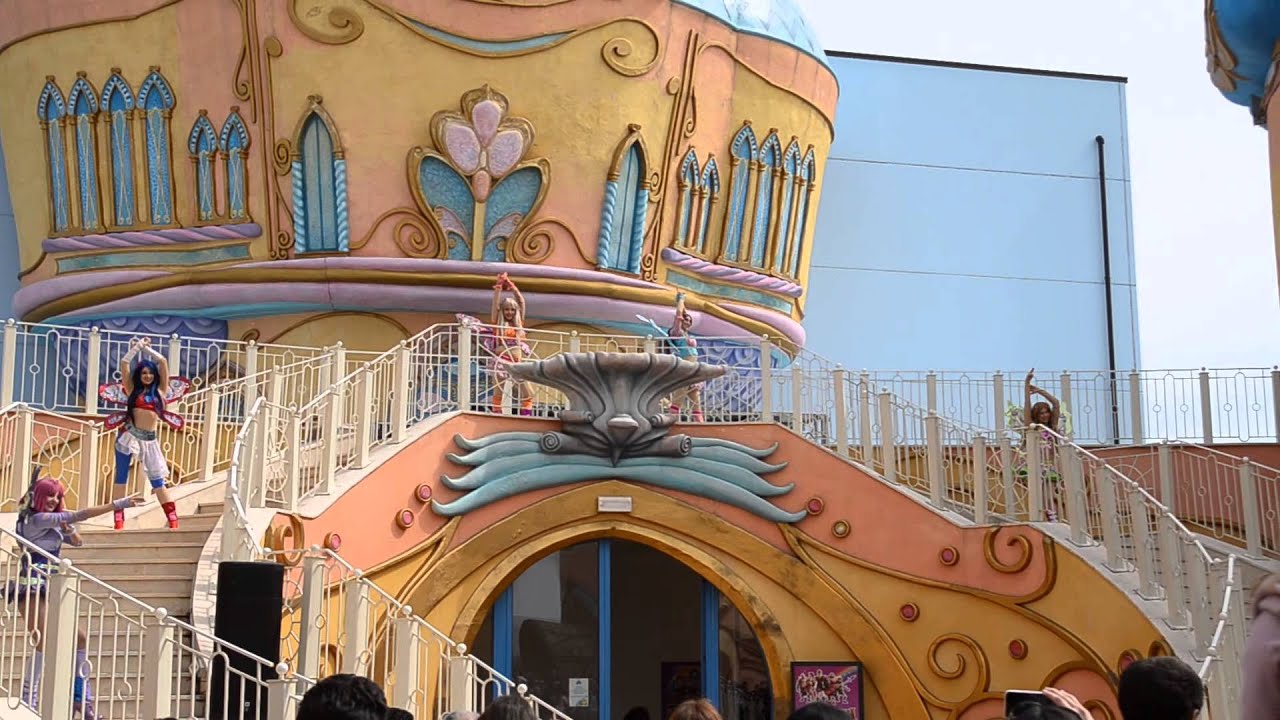 Castello di Alfea - del parco Magicland a Valmontone