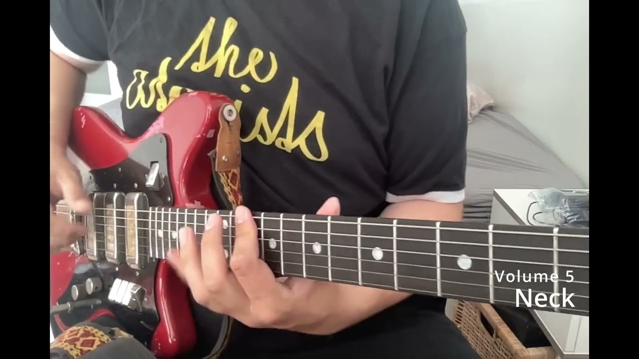 Jolana Hurricane - Quick demo of the eastern bloc's finest offset guitar