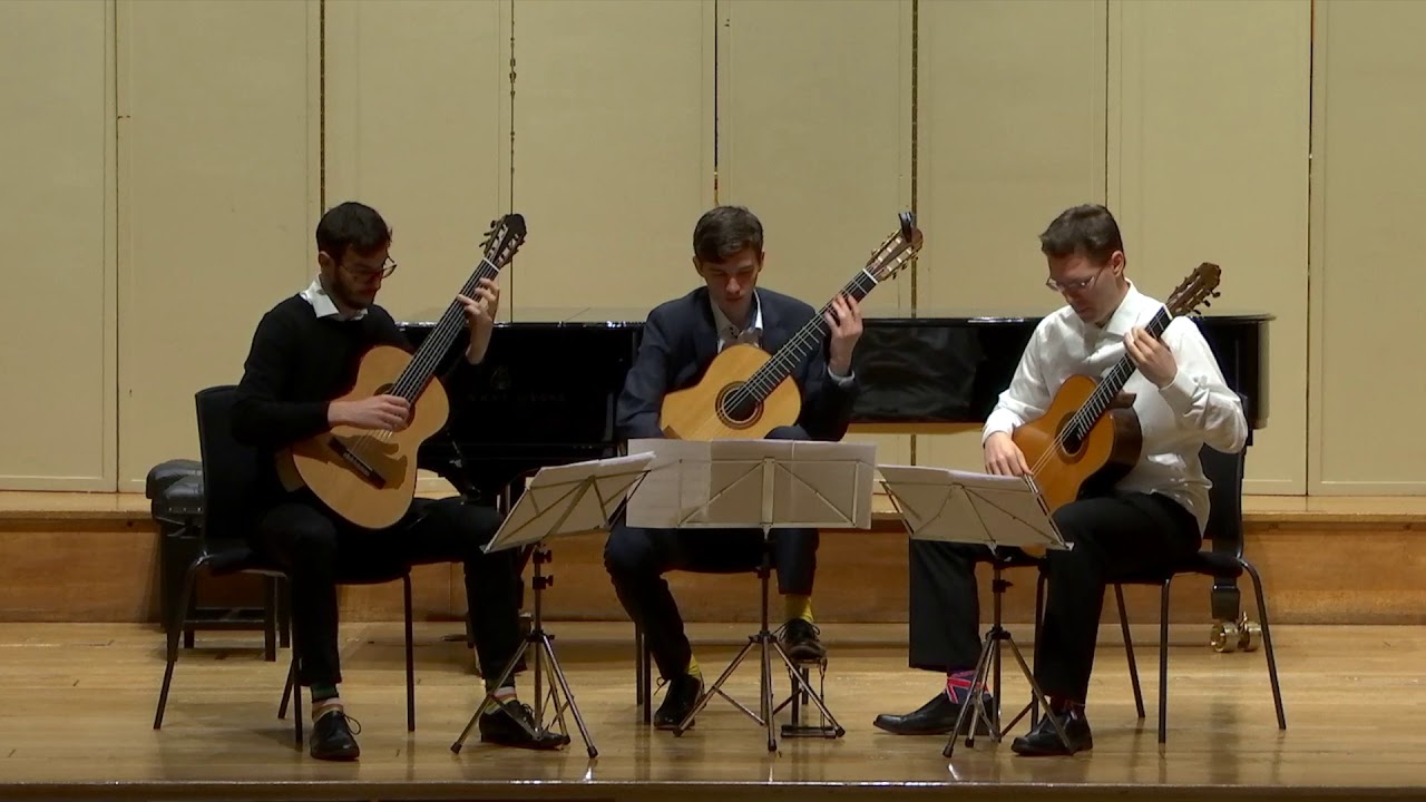 Roland Dyens: VARNA - Future Memories