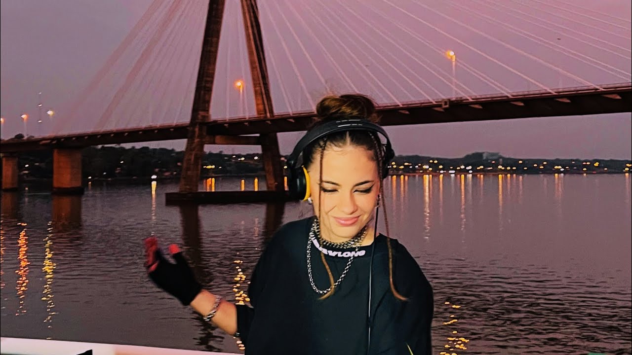PARANA GROOVE SESSION by Sofia Gier - Progressive House Set