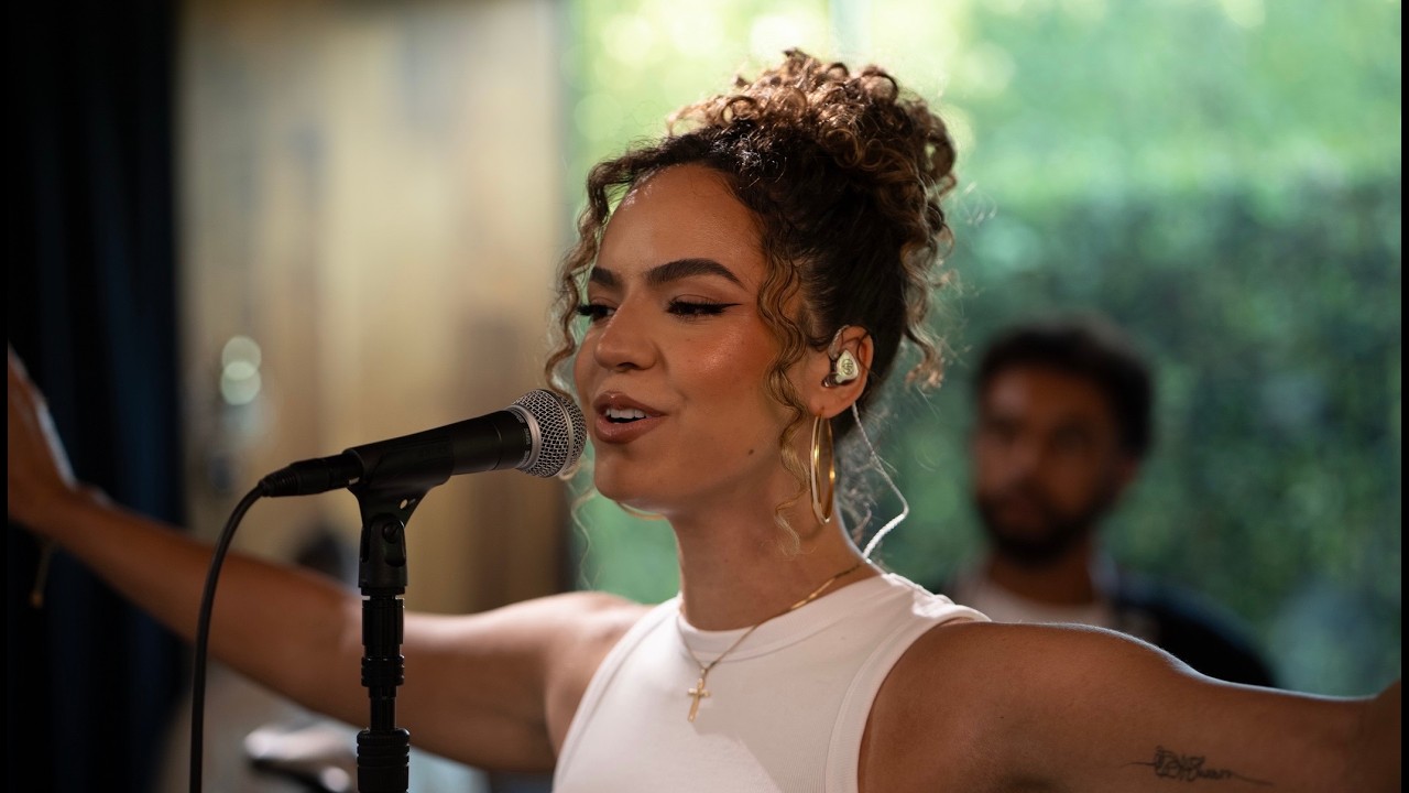 Free – Live Cover | Marley Bleu