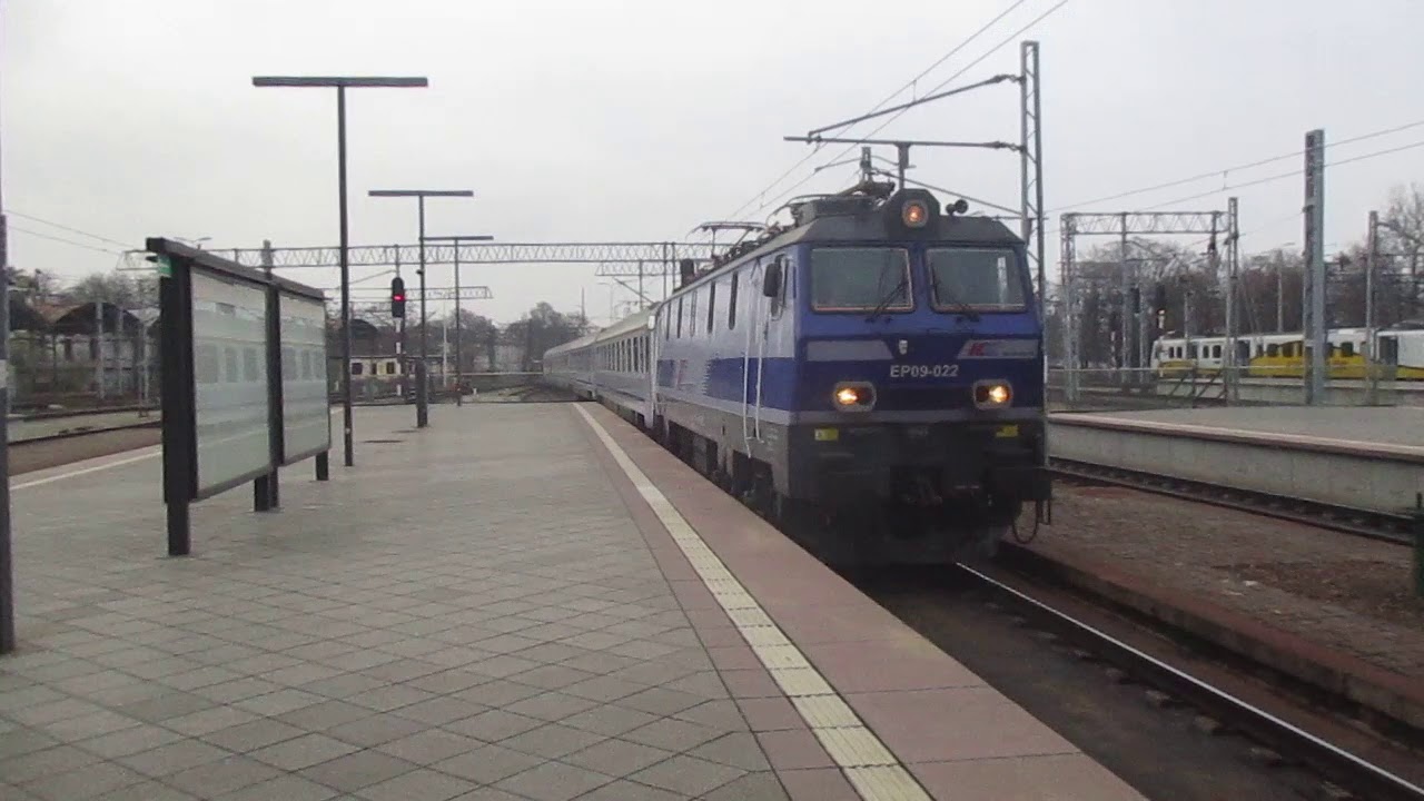 EP09-022 (EU: 150 027-7) z EiC 1600 