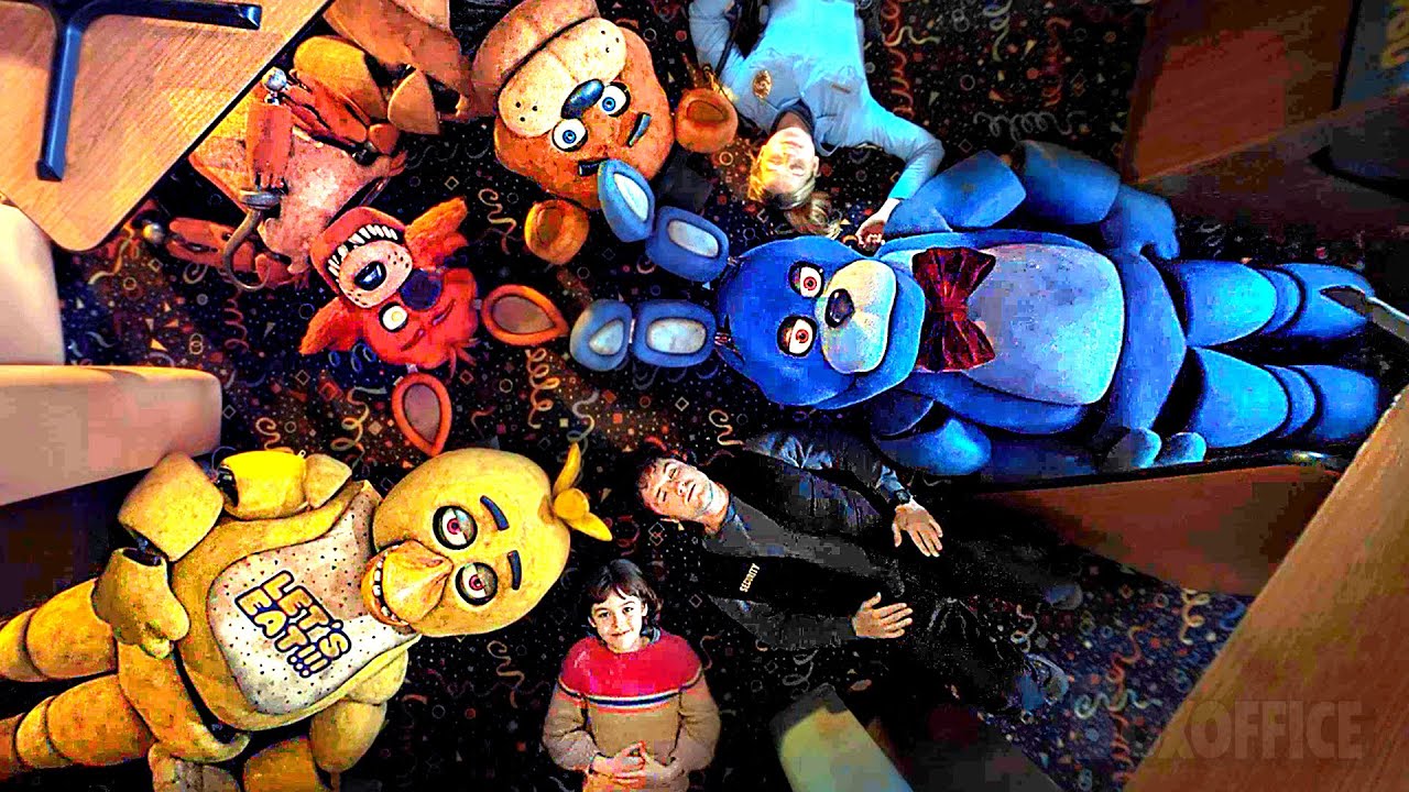 Fazendo amizade com os animatrônicos | Five Nights at Freddy's - O Pesadelo Sem Fim | Clipe
