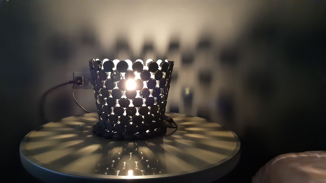 LAMPADA FAI DA TE CON TAPPI DI PLASTICA - ROTONDA - riciclo creativo