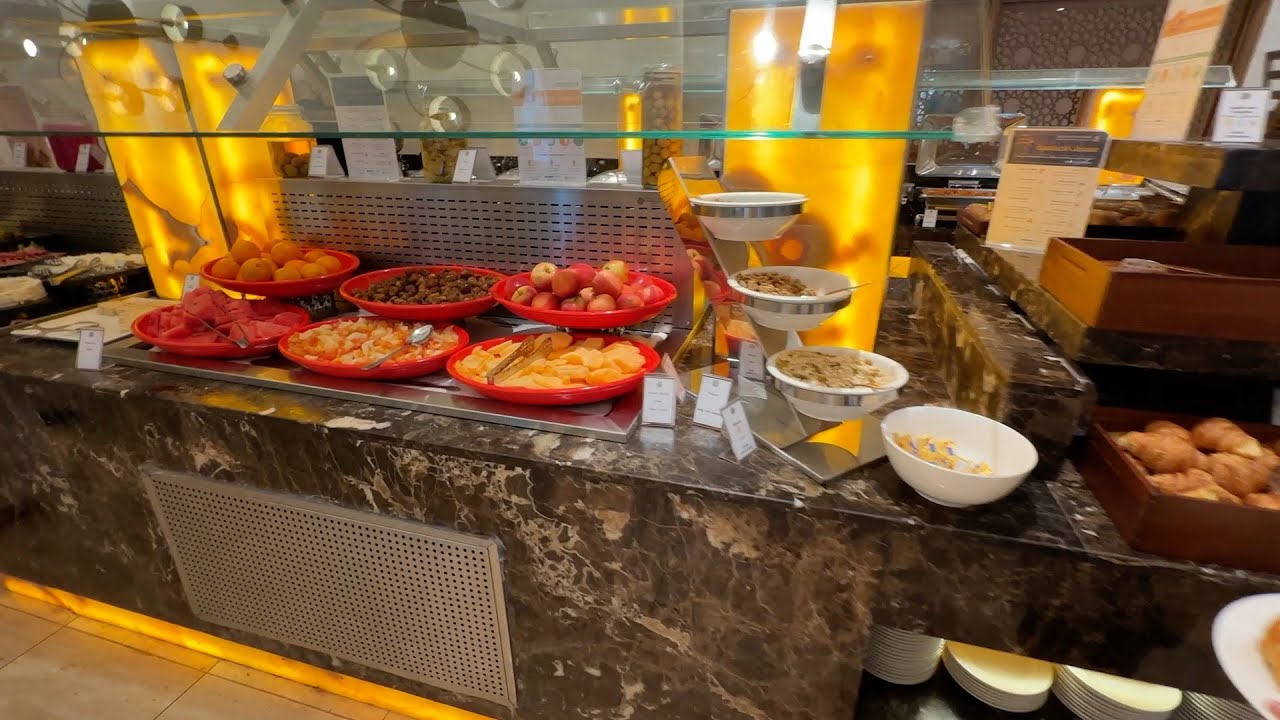 Pullman ZamZam Makkah, (Lobby, Room and breakfast)