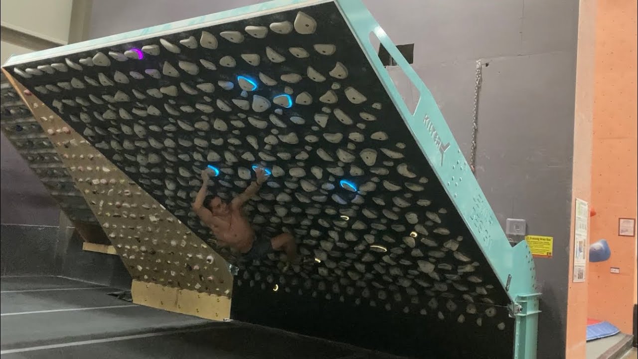 Highgarden (V12/8A+) | Kilter Board