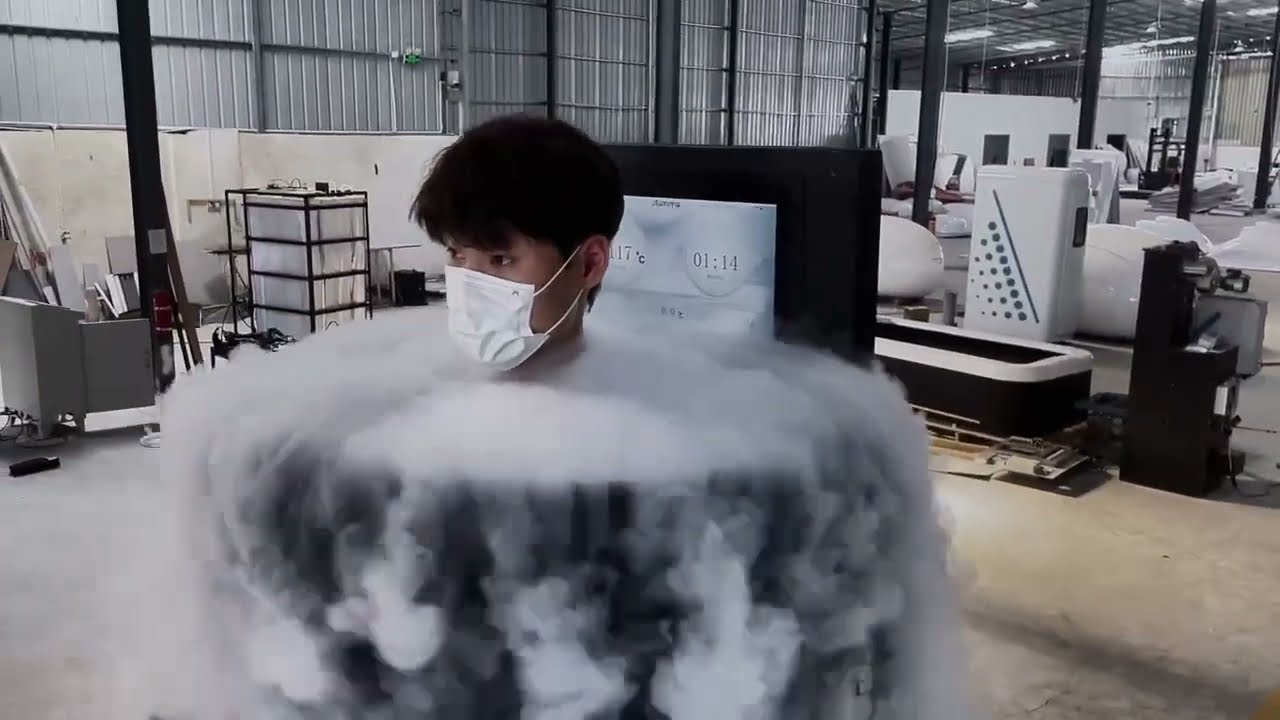 Yuncong Ultra Low Temperature Cold Therapy Cabin,  a more high-end liquid nitrogen cryo chamber