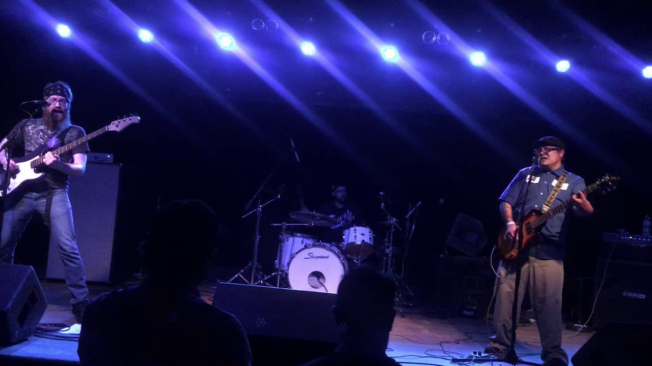 Eddy and the Arsons- Wall Of Text Live @ Bottom Lounge