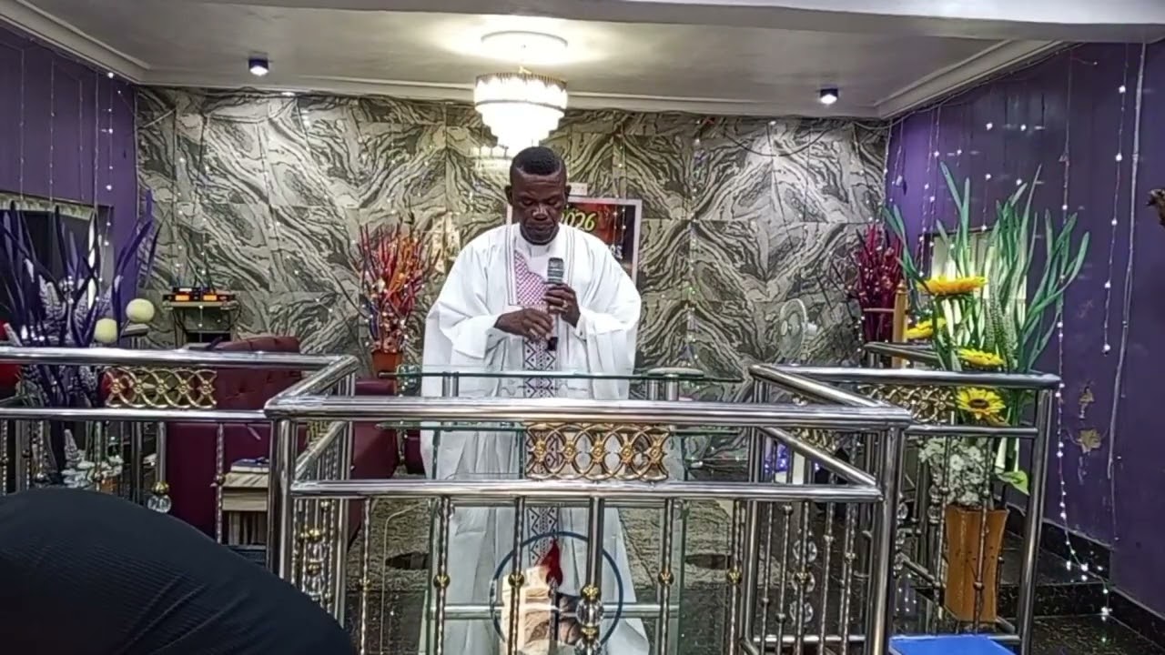Rededicate Your Life to God in 2026 | Worship & Prayer