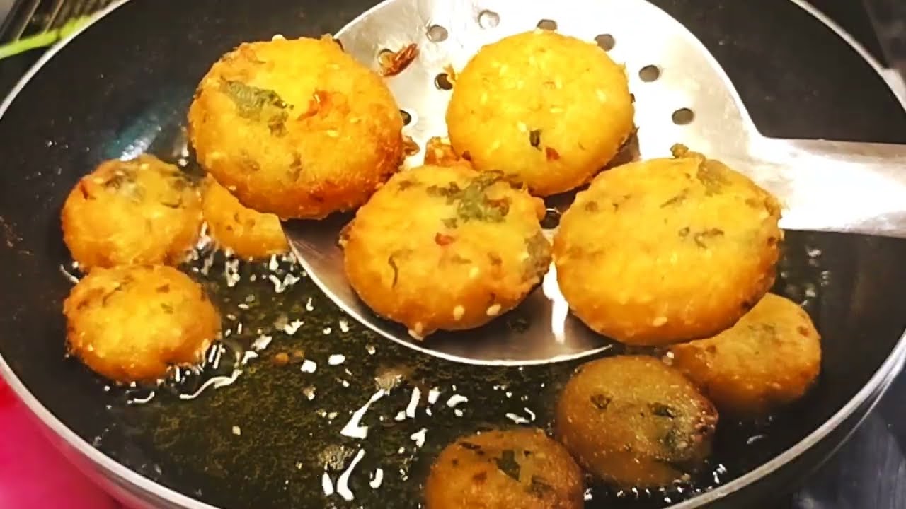 गारंटी हैं एक खाकर रुक नहीं पाओगे, कहोगे पहले क्यों नहीं बताया l Easy Snacks Recipe l Suji Balls rec