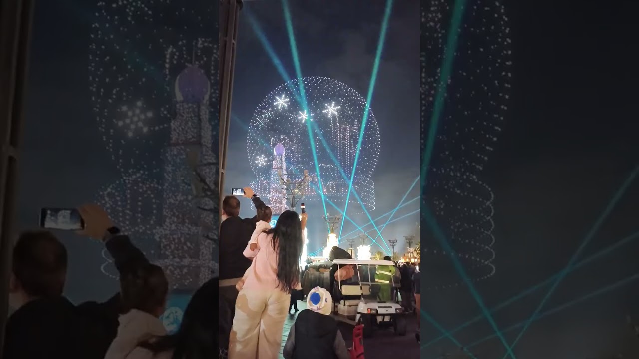 6500 Drone Show Abu Dhabi#drone #dubailfe #dubai 