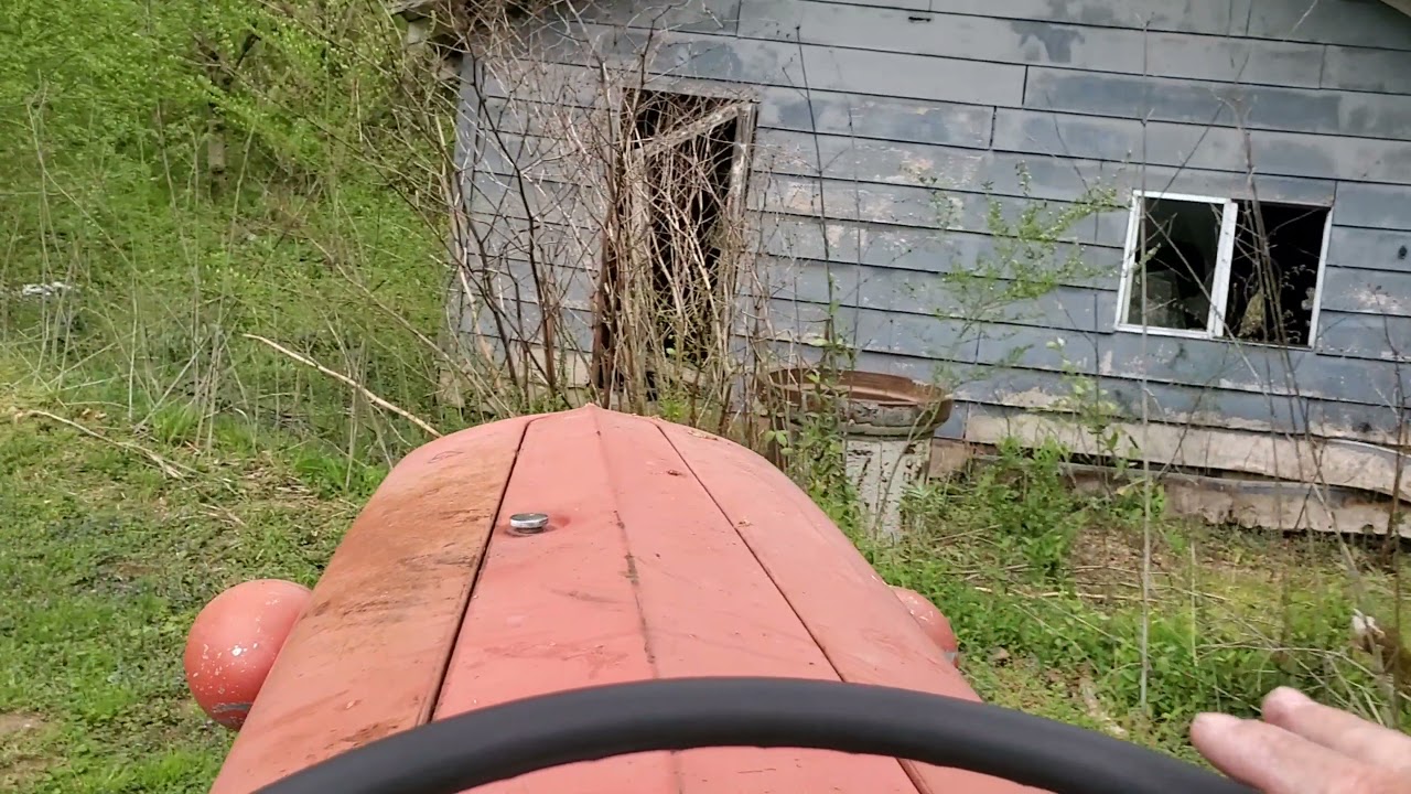 1959 ferguson to35 deluxe mowing in the hills of Eastern Kentucky