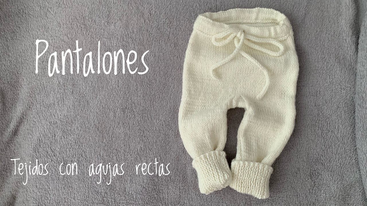 Pantalones bebé con agujas rectas