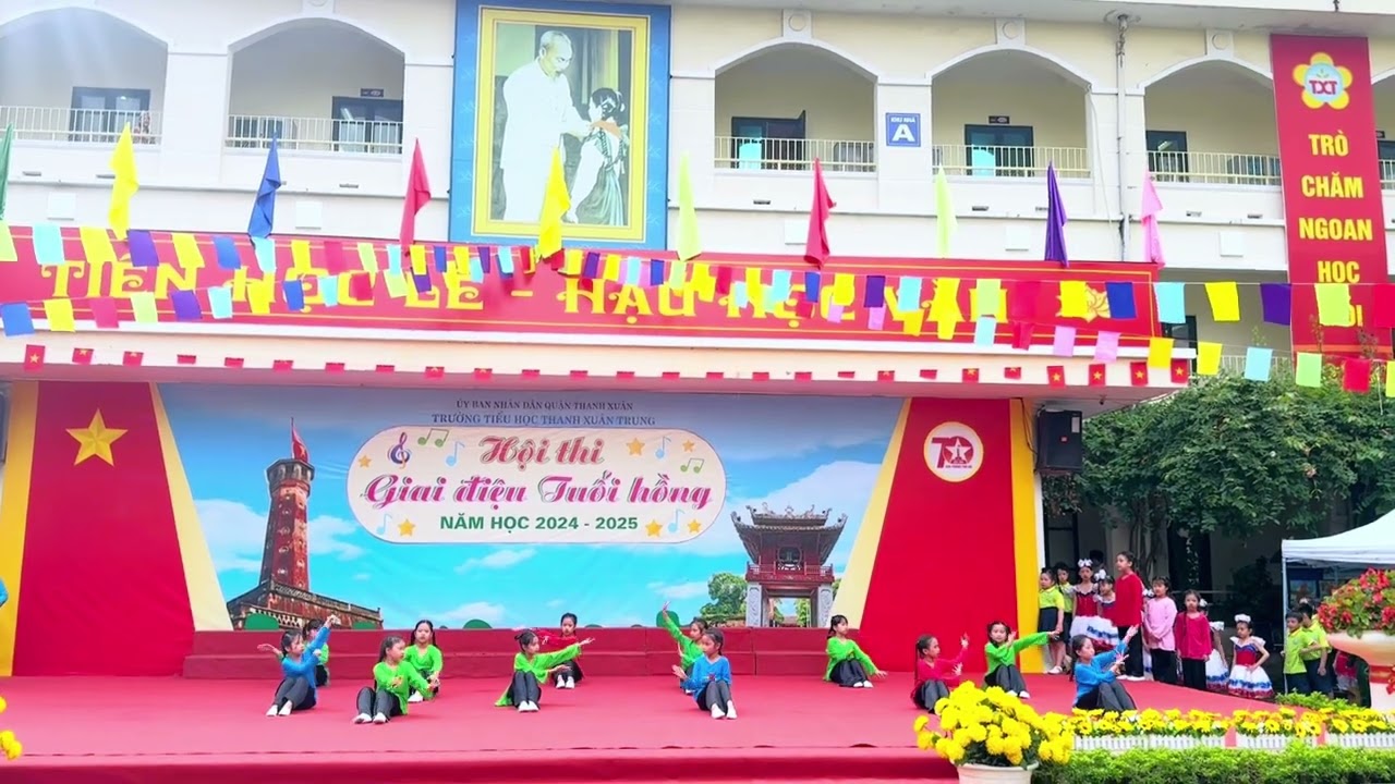 Múa Cánh Đồng Tuổi Thơ - Tập thể lớp 3A1 trường tiểu học Thanh Xuân Trung
