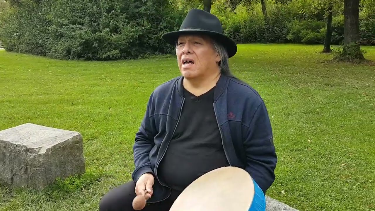 Lakota Spiritual Song Heya Hoyewayelo #indigenous #native #peace #love #lakotasong #lakotamusic