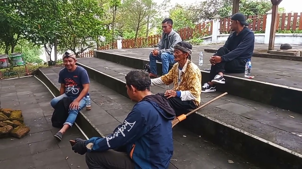 Petuah Mbah Parlan | Juru Kunci Gua Sentono Blora | Part 2