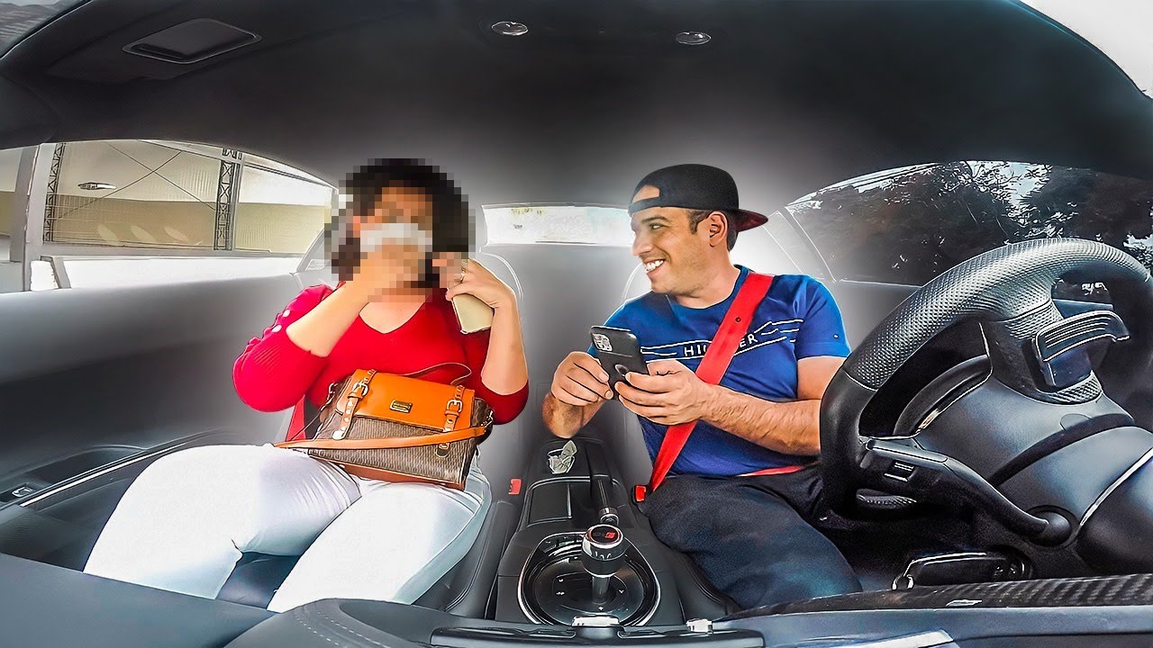 FIZ UBER DE R8 E A PASSAGEIRA PEDIU UM BEIJO