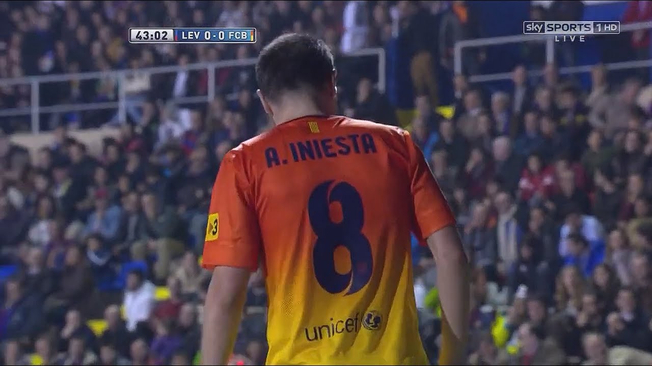 Andrés Iniesta vs Levante UD (Away) 2012/13 HD 720p