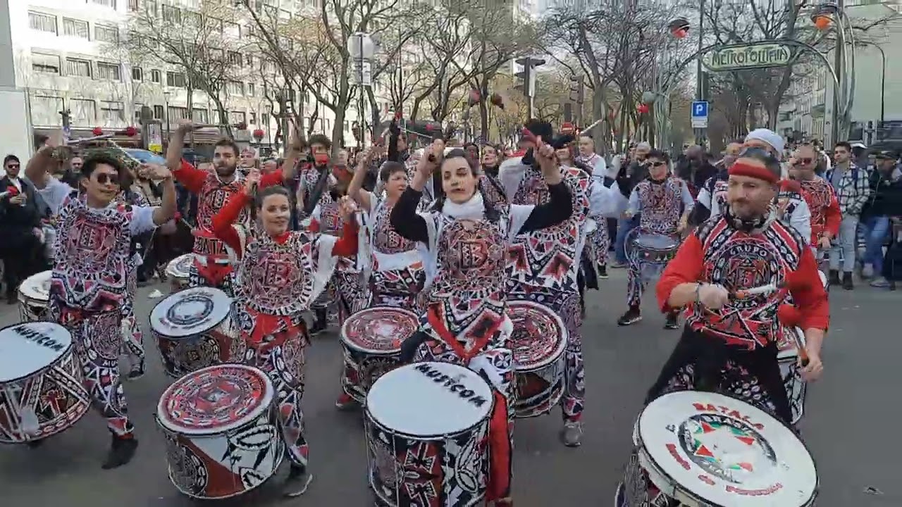 batala paris  carnaval de Paris 2023