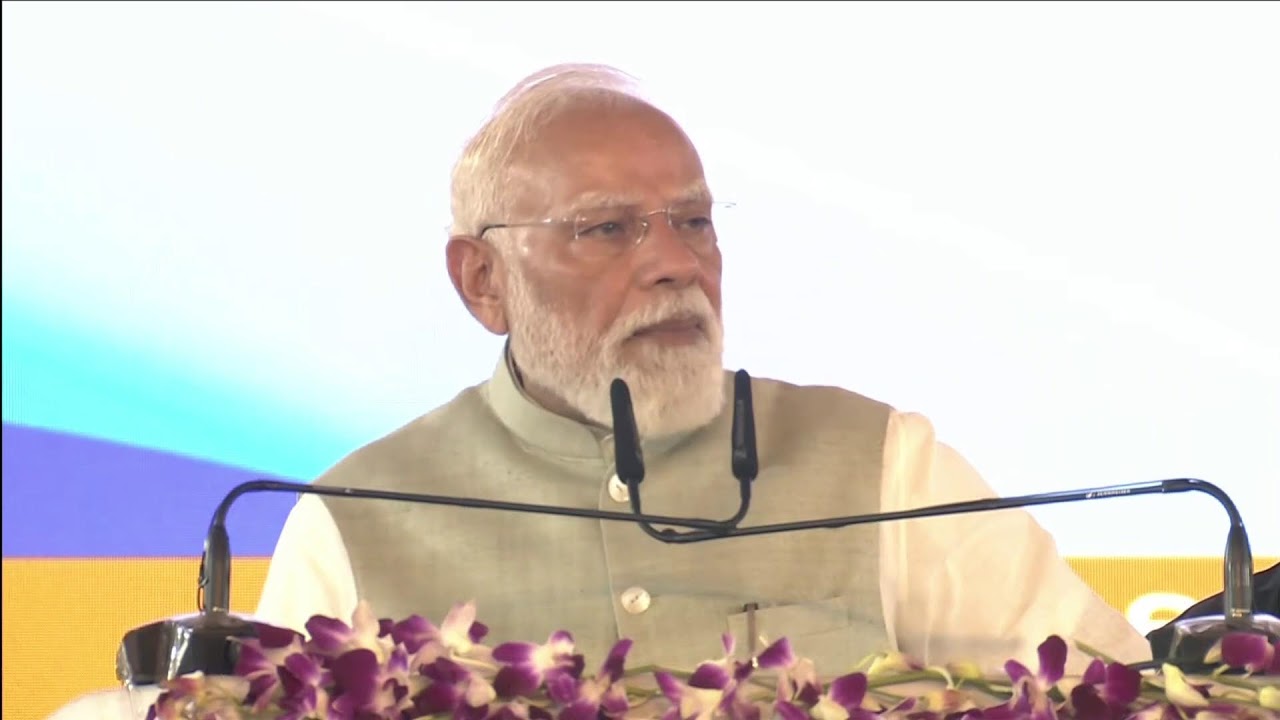 LIVE: PM Modi lays foundation stone, inaugurates various development works in Kolkata, West Bengal