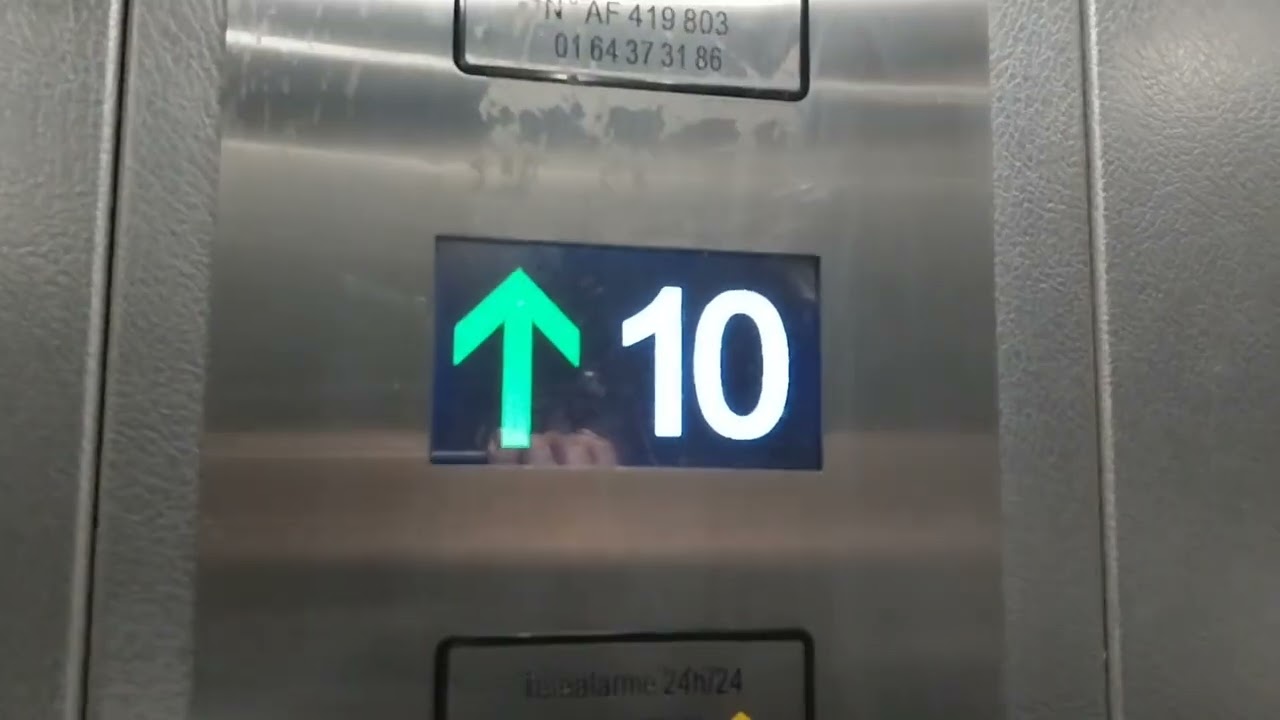 2 ascenseurs otis - Les Ulis