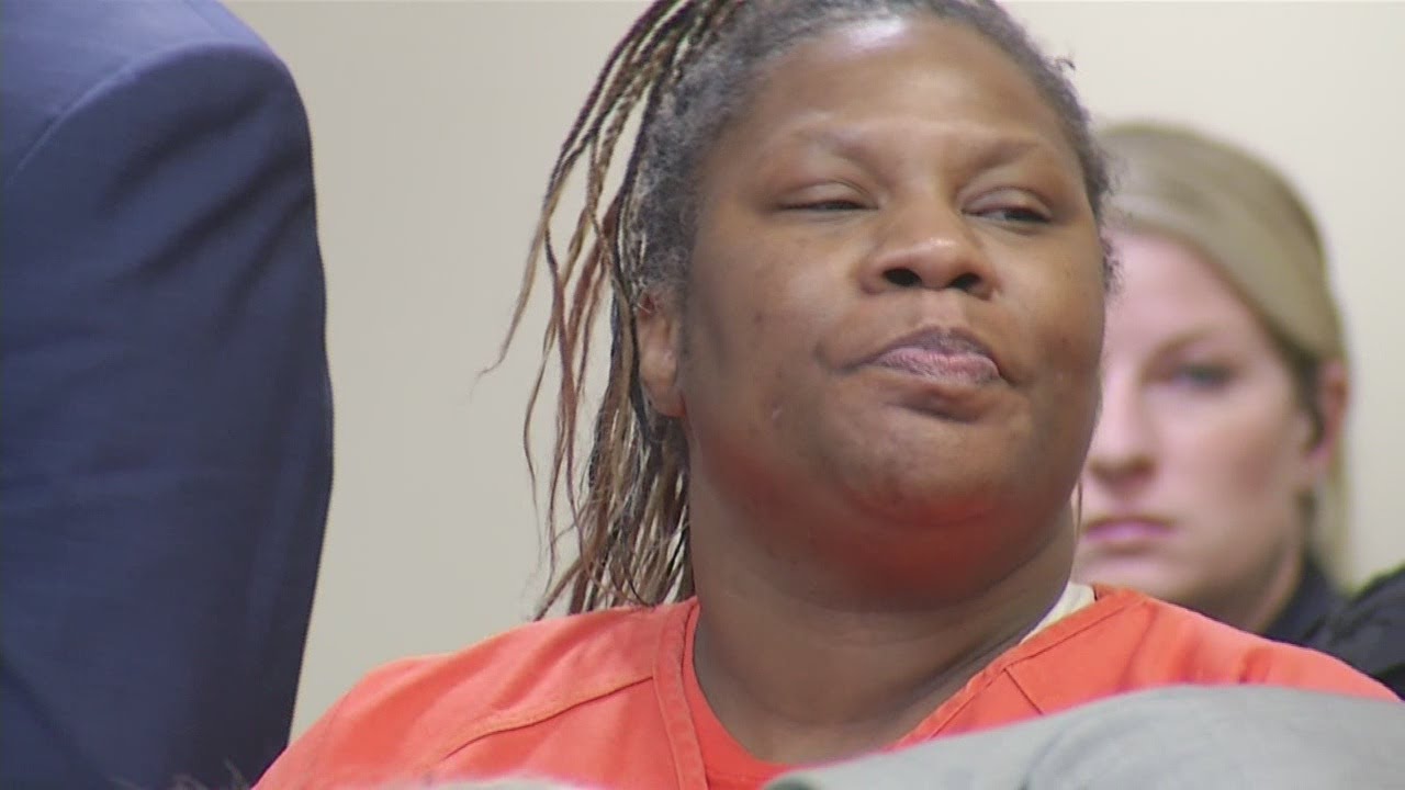 Woman gets 25 years to life in prison for killing mother in 2005