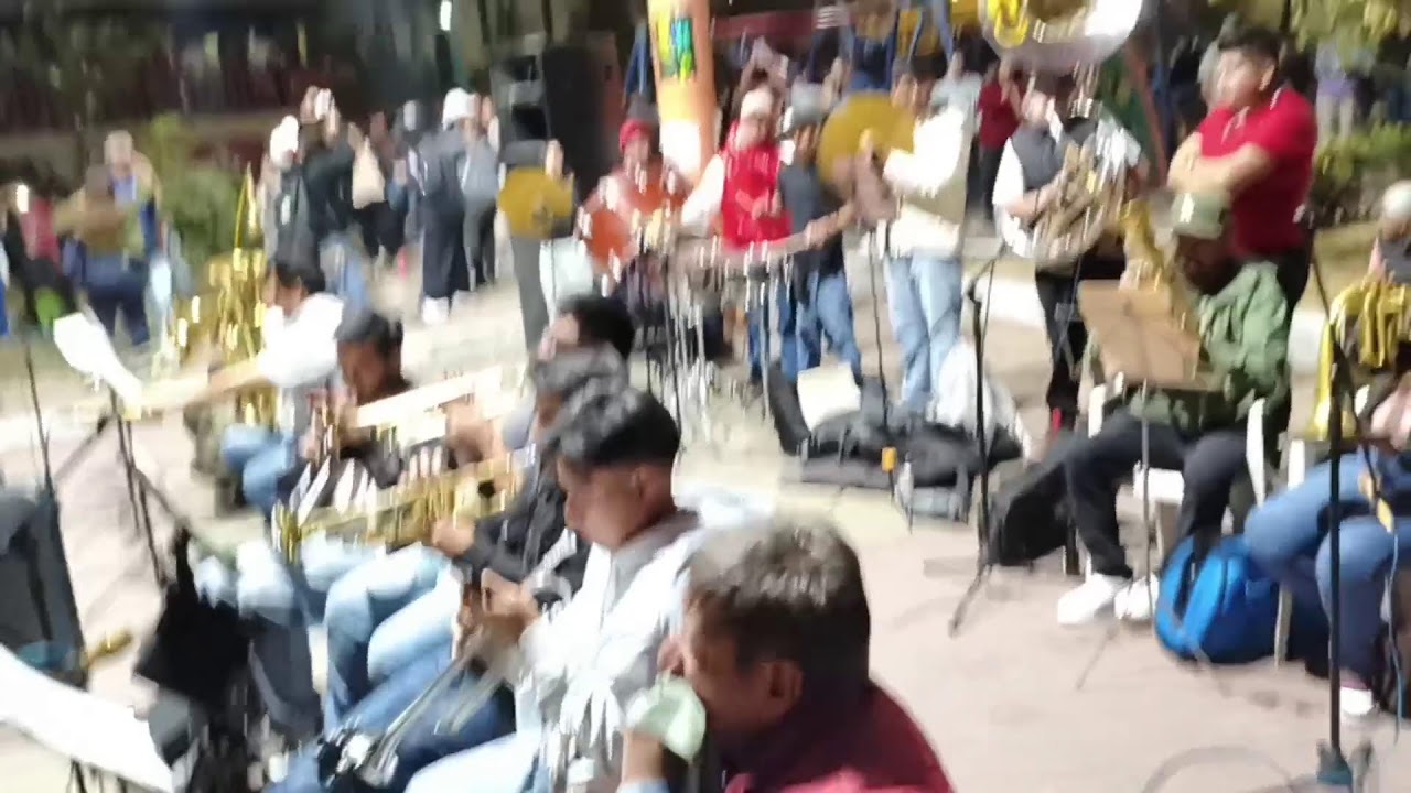 ensayo banda de musica de san juan de aragon , barrio de la ascension.