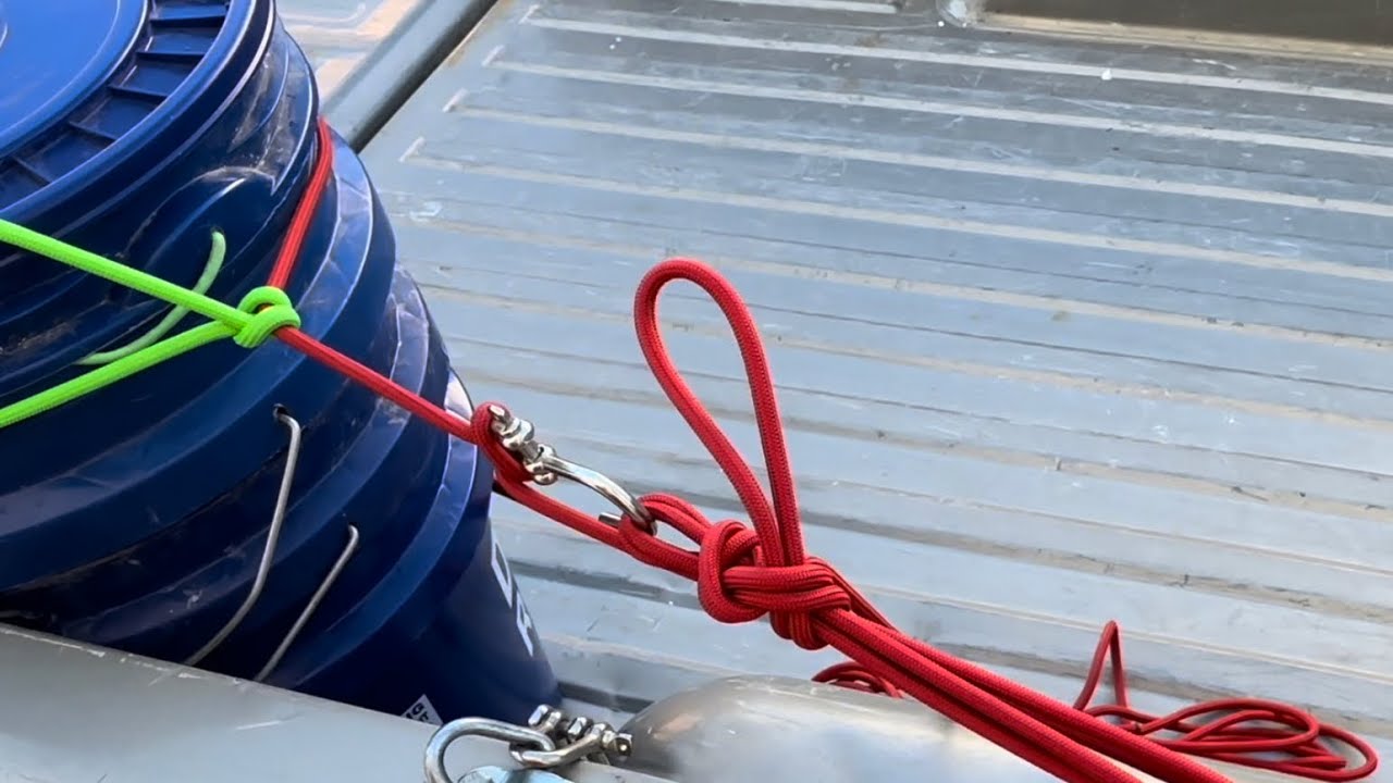 Tying down a five gallon bucket in a truck bed
