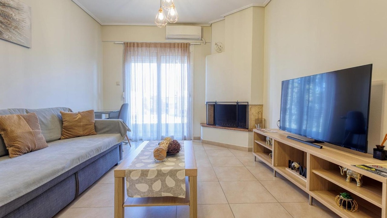 Thano's House 1 | Volos, Greece | Hotel Review 🌟