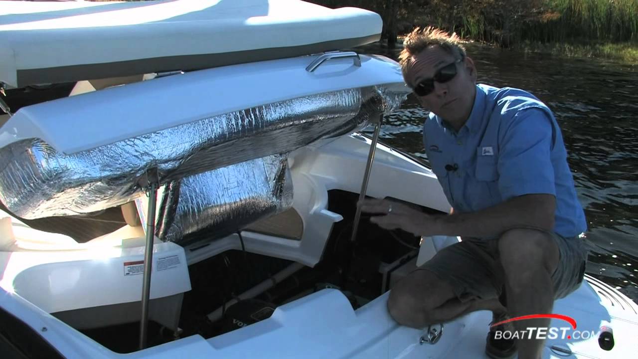 Doral Elite 235 BR (Bowrider Boat) 2011 Features / Layout Reviews - By BoatTest.com
