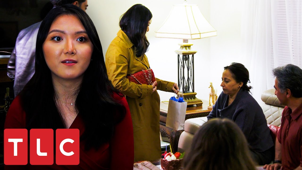 Llega al cumpleaños de su suegra, pero ella se disgusta | El niño de mamá | TLC Latinoamérica