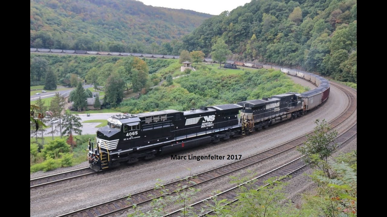 Major Railroading at Horseshoe Curve