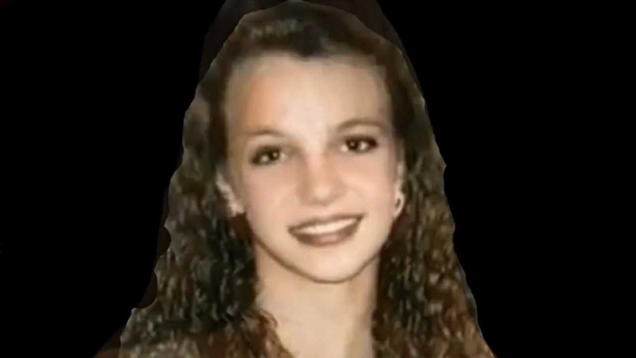 Britney Spears - face morph from baby to now.  Through the years
