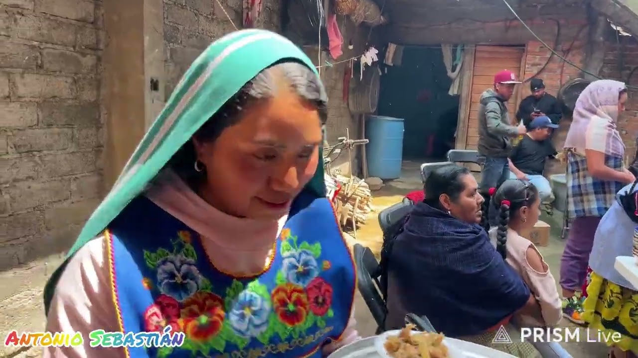 4. Elaboración del atoles por las abuelas de la novia de un perdón en la comunidad de Comachuen